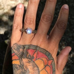 Belonging to the Underworld ring